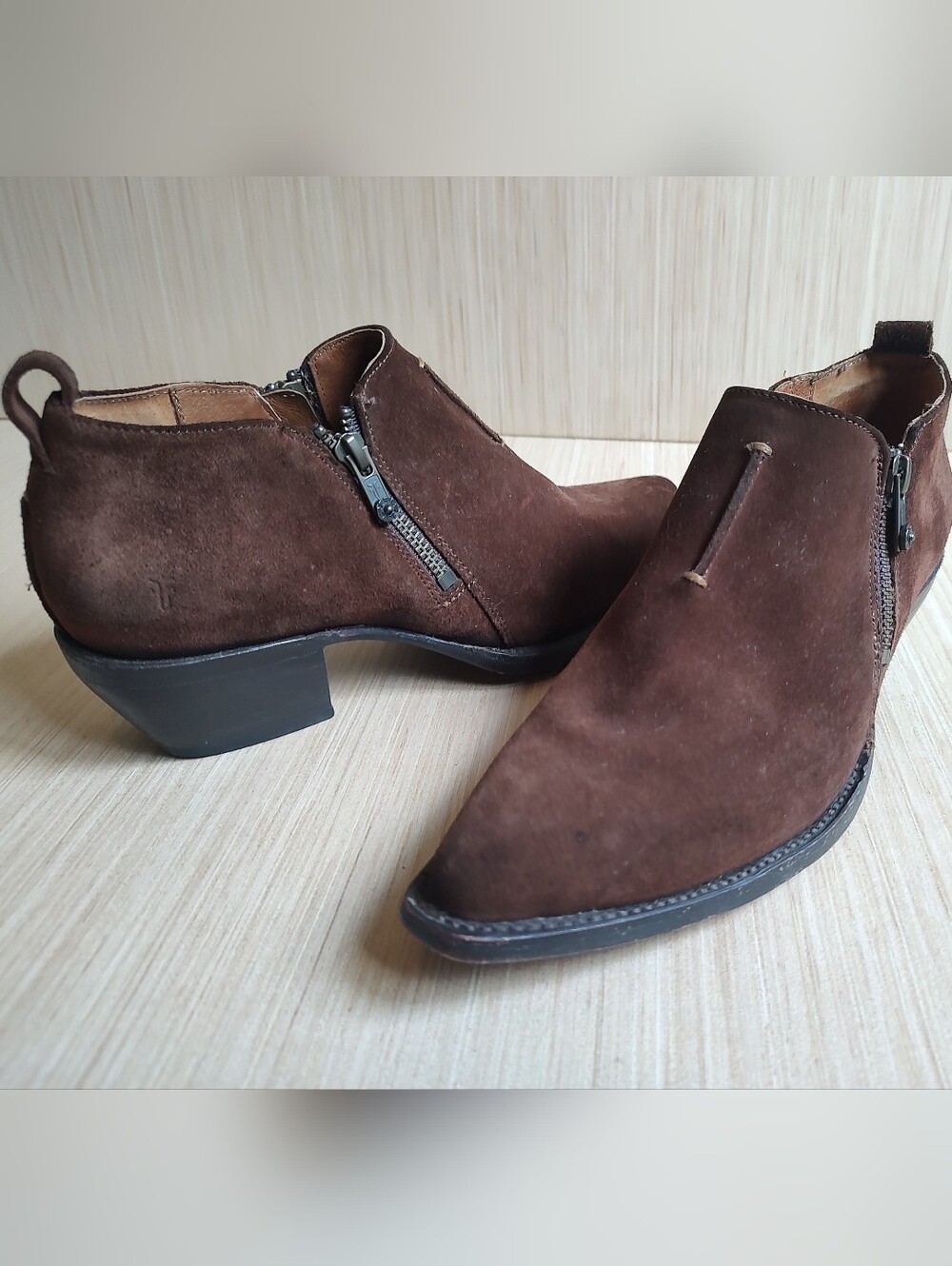Frye Sacha Moto Shooties Boots Ankle Suede Zip Boots Brown Chocolate Women's 8